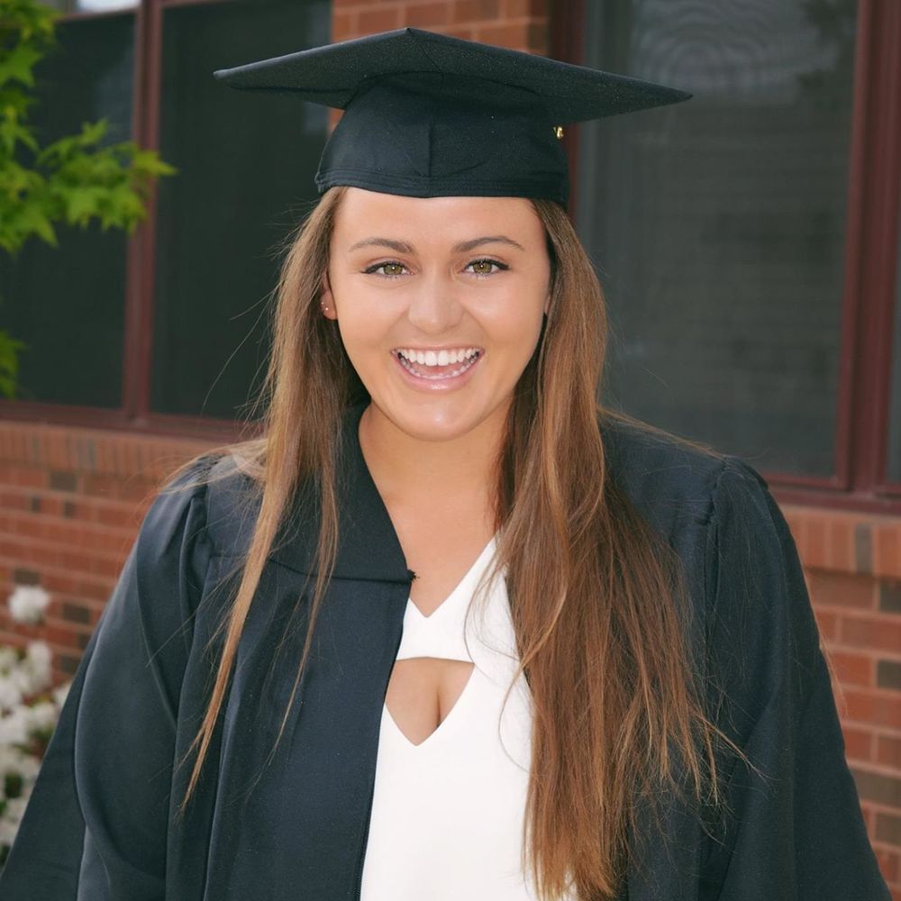 Meet your Posher, Kendra